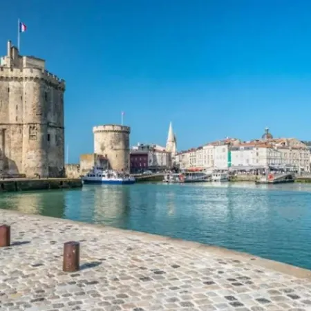 キャンプ場 Mobil-home Pour 8 Pers. Avec Terrasse A Saint-sornin - Api-1-52-461 Saint-Sornin